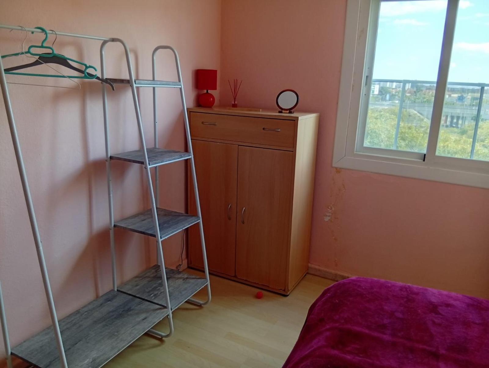 La Casa De Luda Homestay San Vicente Raspeig